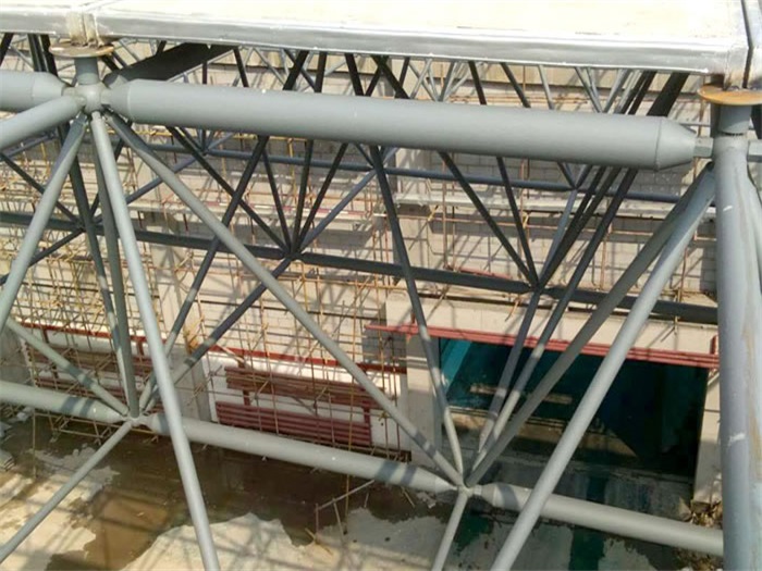 双流县公安局网架天基板屋面
